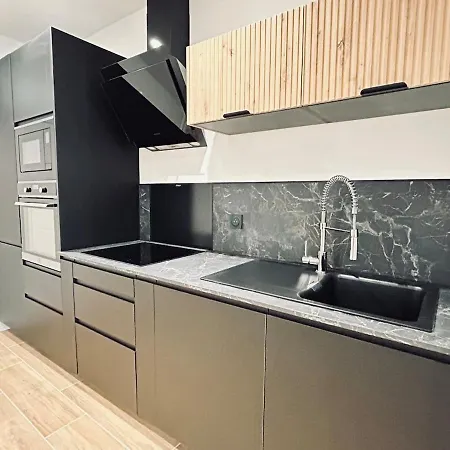 Apartment 2 Lenoir T2 Spacieux Avec Jacuzzi Au Centre-ville Reims
